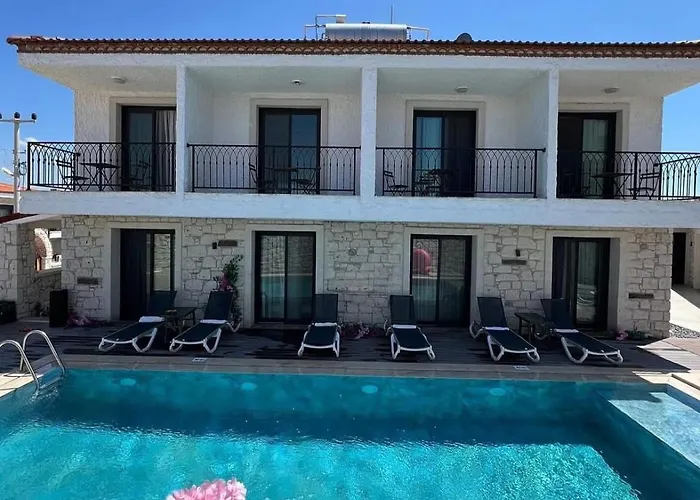 Kiva Reisdere * Cesme